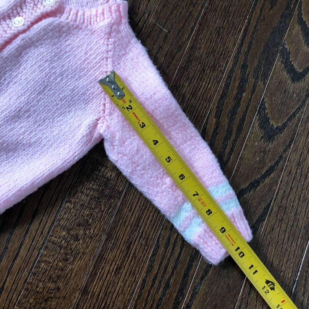 Vintage Girls 2-3Y Light Pink/White Handmade Crocheted Sweater w/Dog on Back - Picture 7 of 9